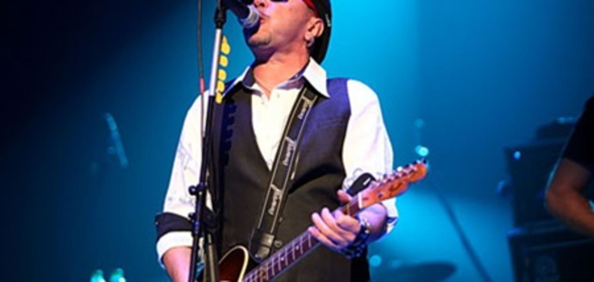 Сукачев устроил на концерте в Киеве безбашенное веселье. Фото. Видео