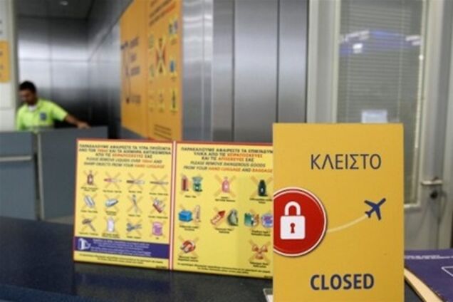 Аэропорты Греции не будут выпускать самолёты в течение 2 дней