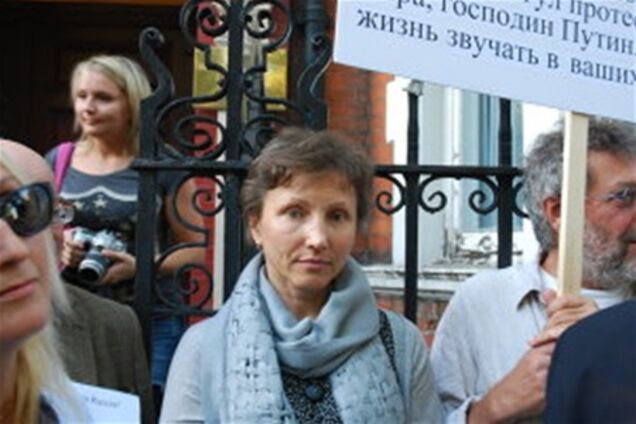 Вдова Литвиненка визнала, що чоловік працював на британські спецслужби