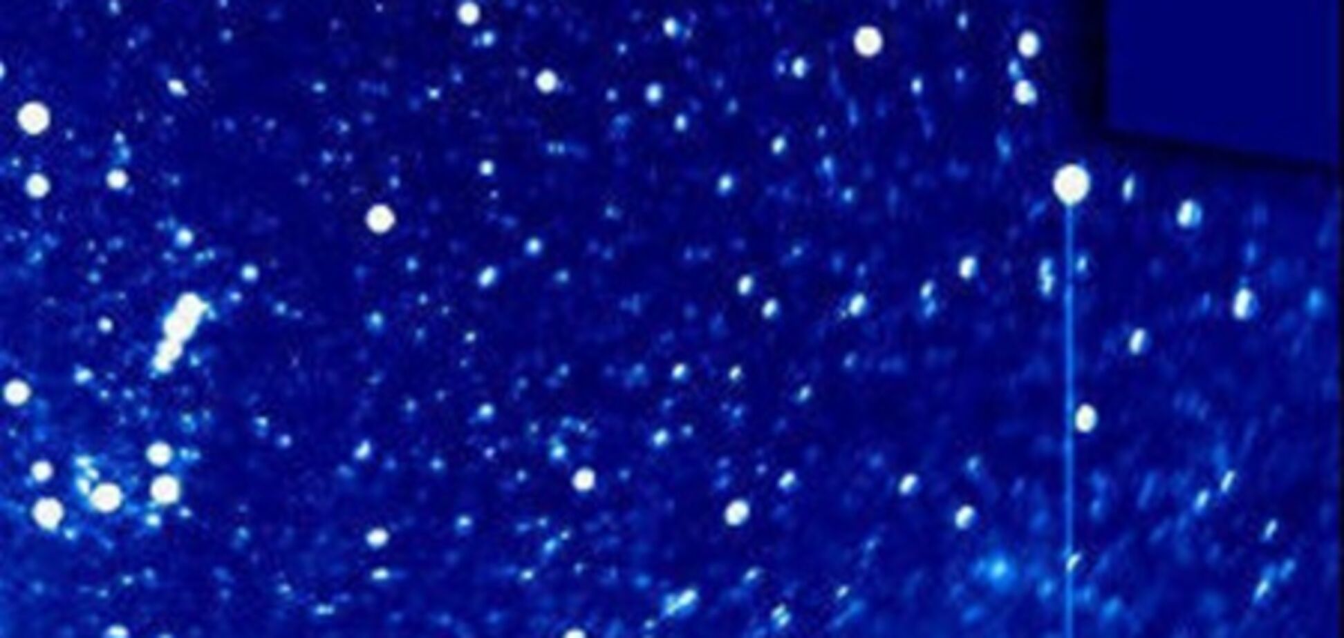 Опівночі на понеділок до Землі наблизиться загадкова комета