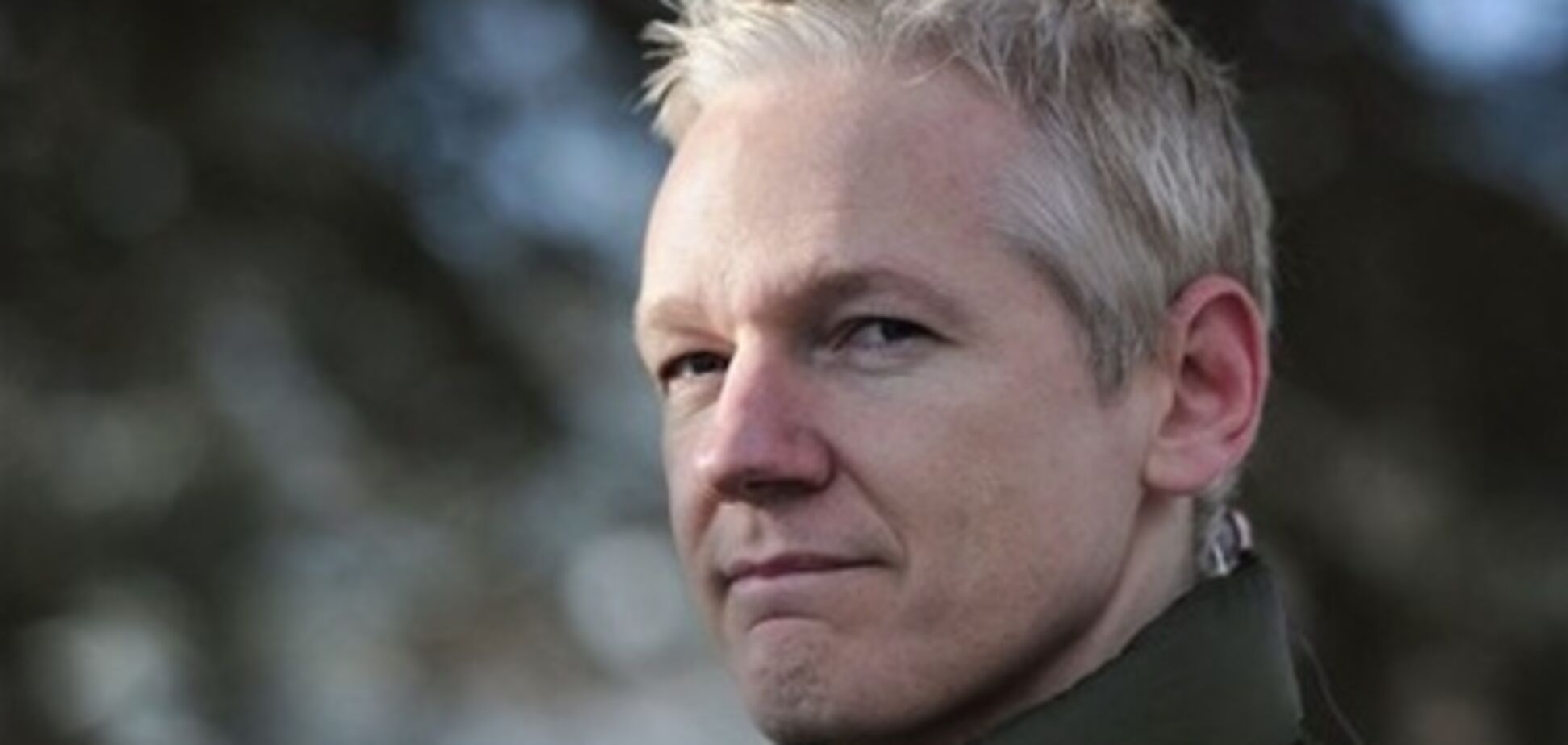 Засновник Wikileaks зустрівся з протестувальниками в Лондоні