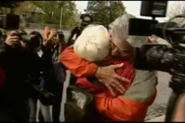 Довкола світу - пішки за 11 років. Відео