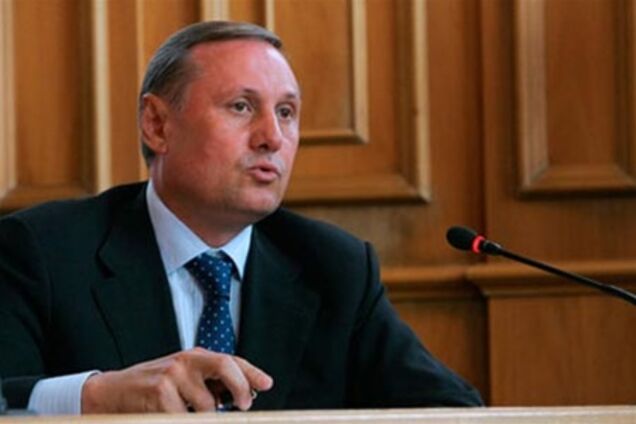 Партия регионов хочет ввести в Украине 'компромиссное' время