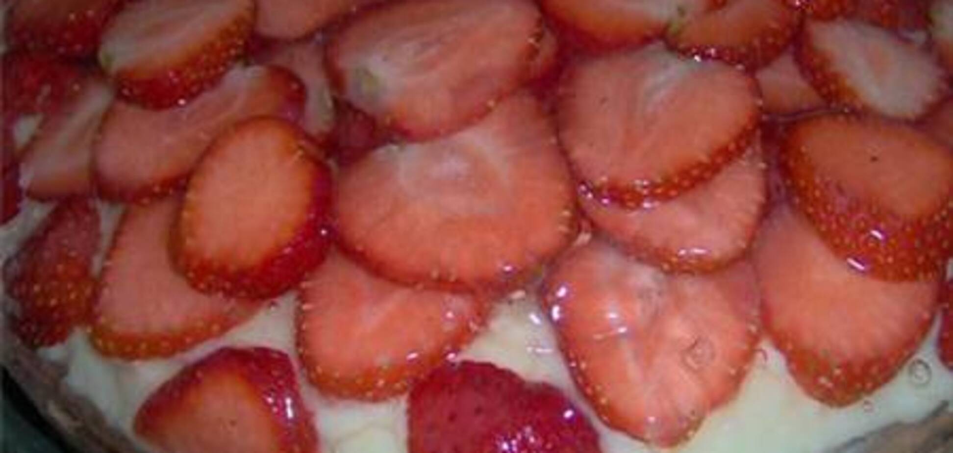 Блинный торт с клубникой