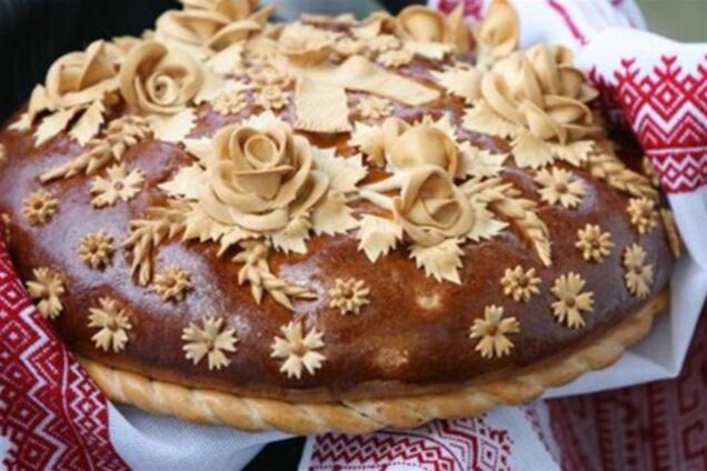 Свадебный каравай: особенности обряда от предков