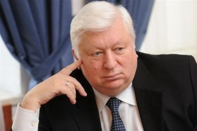 За торгівлю зброєю у Львівському університеті притягується 11 осіб - Пшонка 