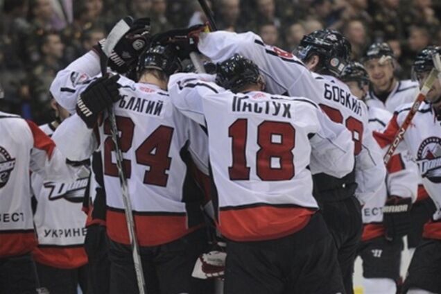 'Донбасс' растерзал 'Львов'