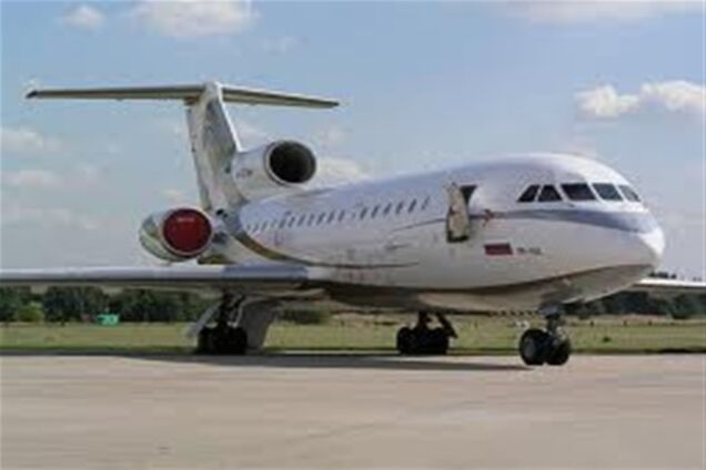 Гибель хоккеистов: во время взлета пилот обеими ногами жал на тормоз