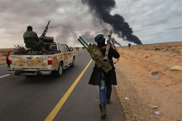 Лівійські урядові війська взяли рідне місто Каддафі