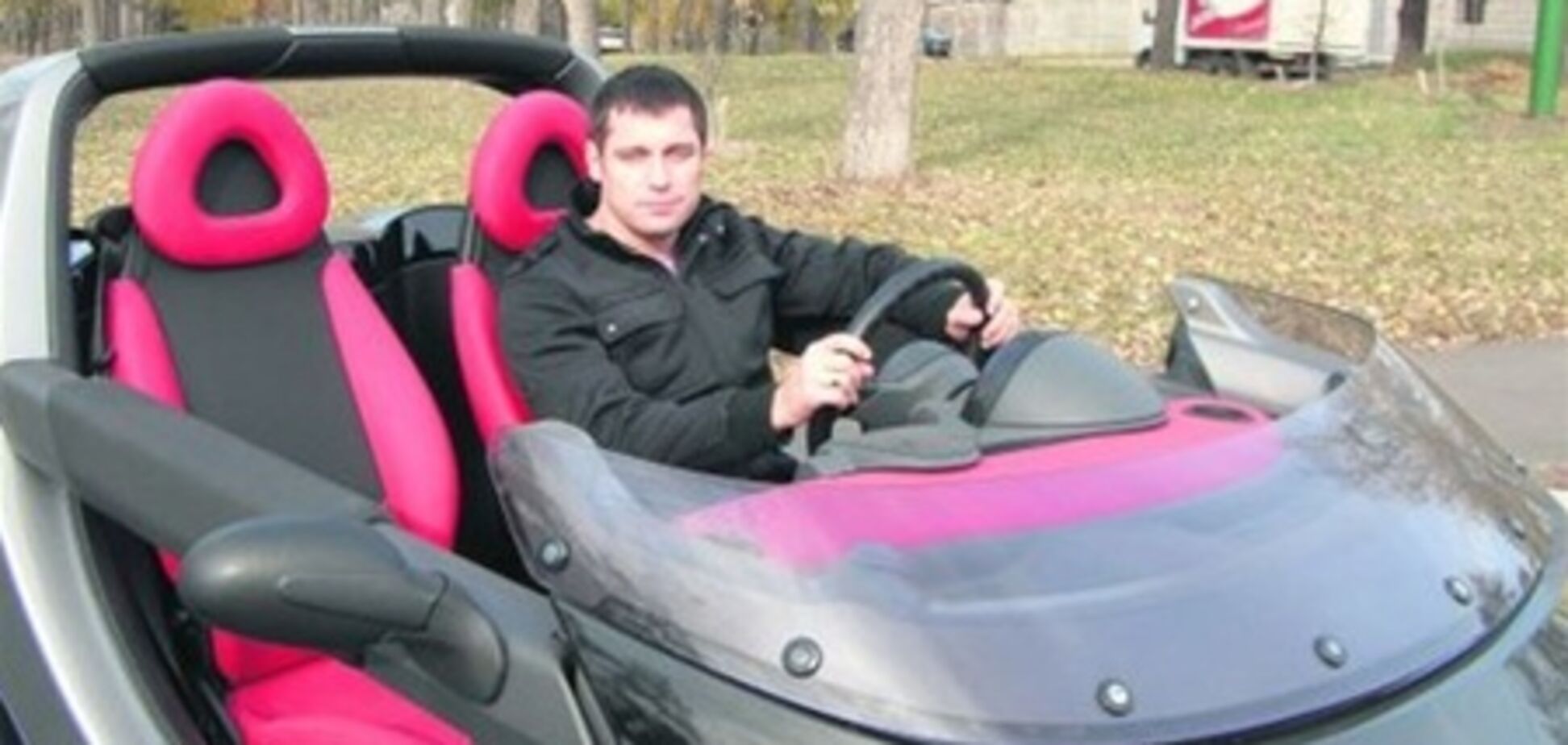 Лідер фракції в Київраді Пабат задекларував 3 квартири і 6 машин