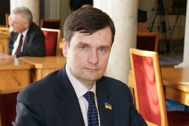 Кум Тимошенко не платить за навчання сина