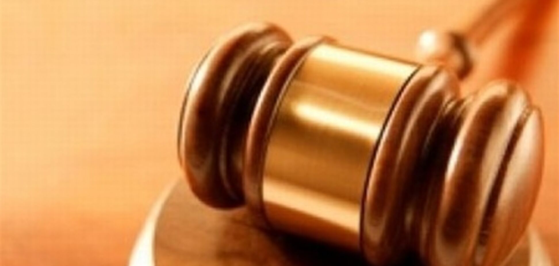 Обвиняемого в убийстве владельца '4Room' перед судом не ознакомили с делом