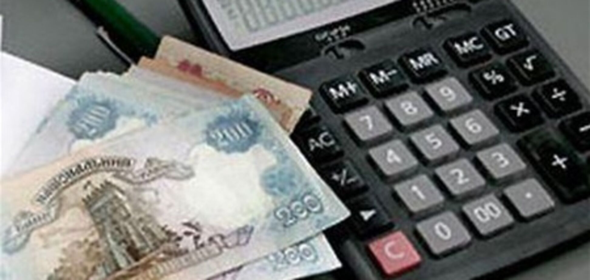 Предъявление паспортов в обменниках – вынужденный шаг – эксперт