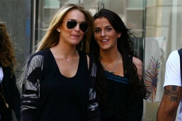 Суд над Лохан отразился на сестре