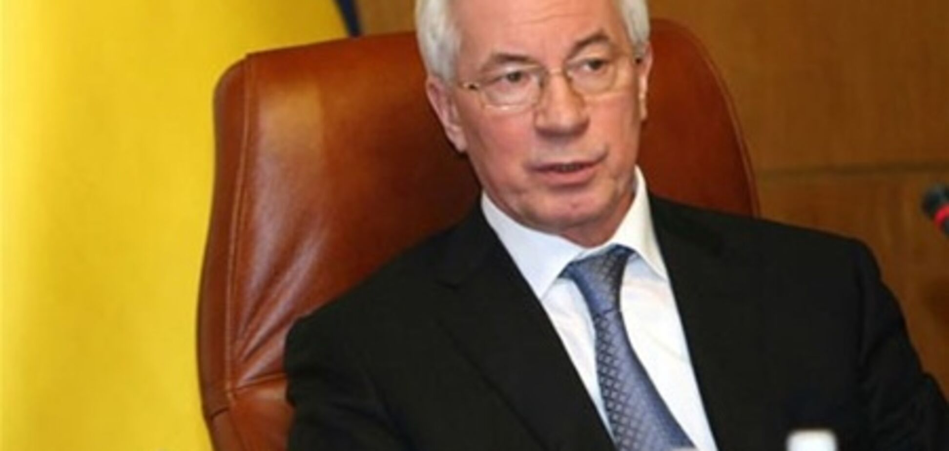 Азаров взял еще месяц, чтобы договориться с Россией по газу