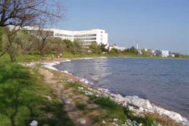 В крымской гостинице покончила с собой семейная пара