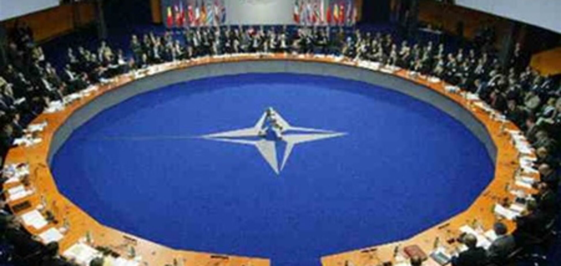 НАТО: Украина сама отказалась интегрироваться в альянс