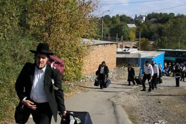 Умань. Місто заробило на паломниках на 20% більше, ніж торік