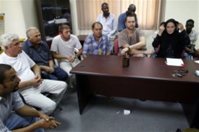 Лівія відпускає українських полонених