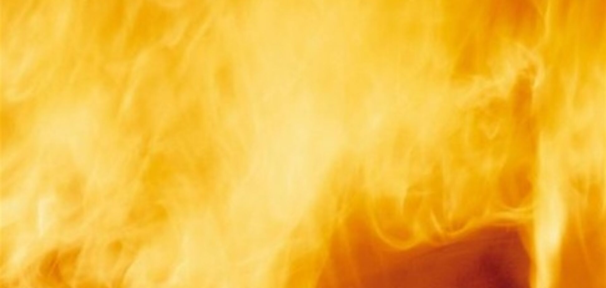 У Криму пожежа знищила 12 квартир