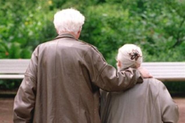 Середня тривалість життя в Україні зросла до 70 років