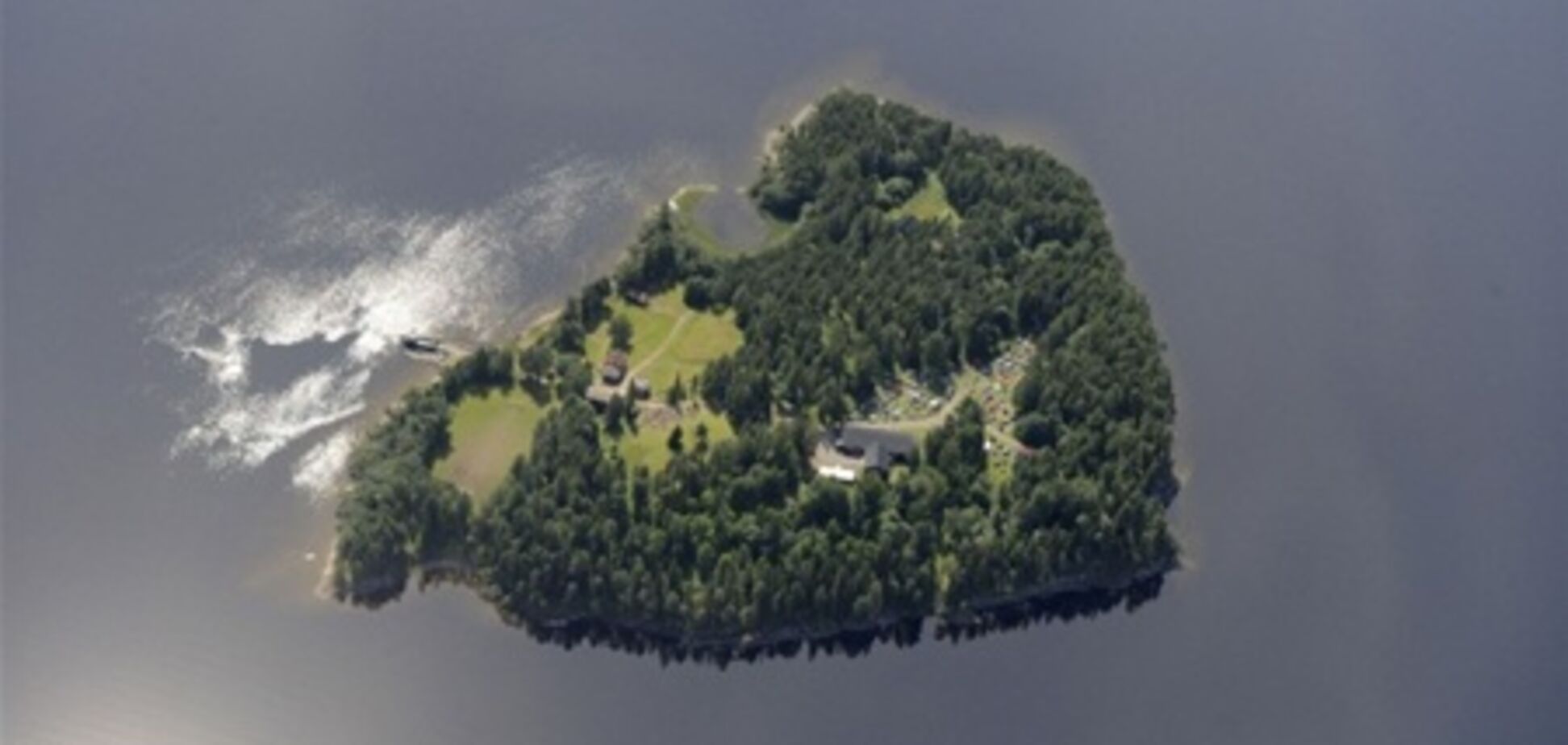 Норвегія вперше відкрила для преси острів Утойя