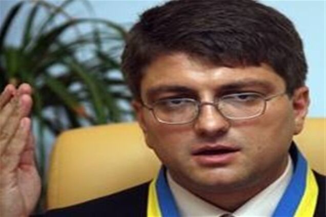 Судью Киреева круглосуточно охраняют четыре бойца 'Грифона'