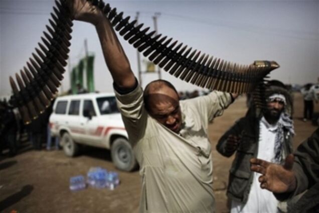 У рідному місті Каддафі - гострий дефіцит води, продуктів і ліків