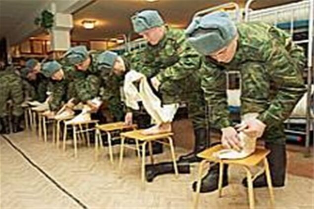 Міноборони перевіряє, чи здавали солдатів в оренду для розвантаження цегли 