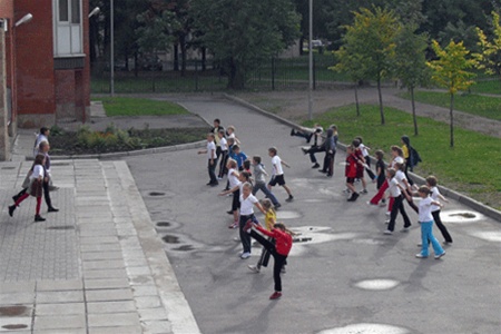 Урок физкультуры: выживут не все?