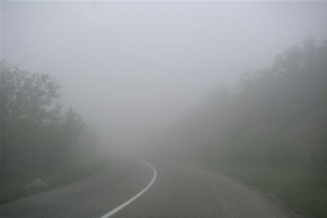 Автомобіль з трьома хлопцями з'їхав у річку: один з них загинув