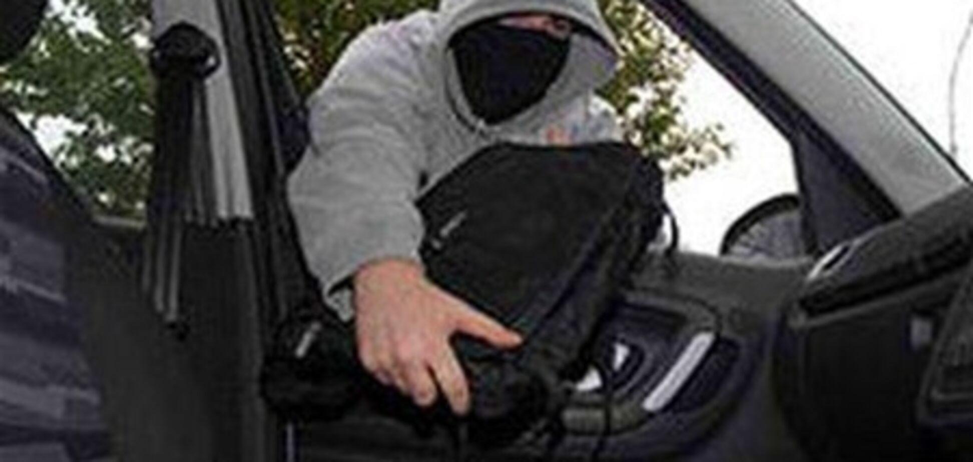 На Чернігівщині міліція затримала двох злодіїв, що викрали 11 автомобілів