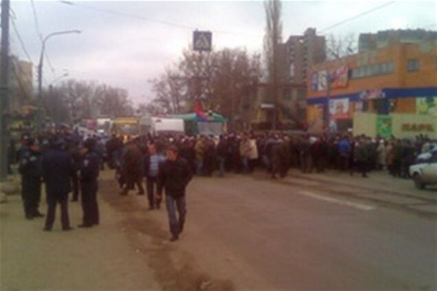 Пенсіонери і чорнобильці перекрили трасу Київ-Дніпропетровськ