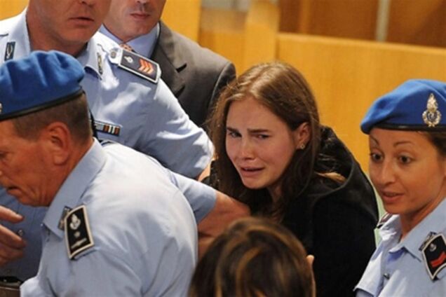 Засуджена в Італії за вбивство американка Аманда Нокс визнана невинною