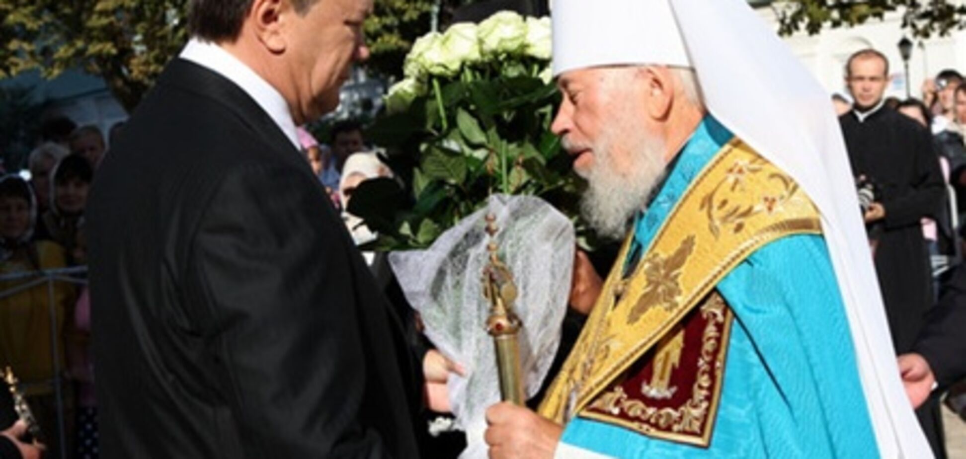 На Януковича подали до суду за звання Героя України для глави УПЦ МП