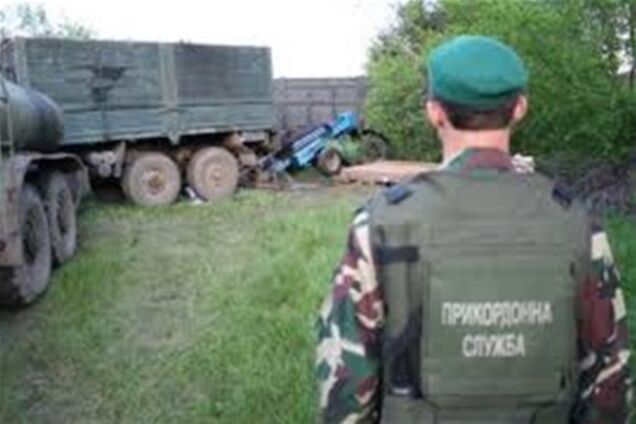 Прикордонники застосували зброю, щоб затримати автомобіль