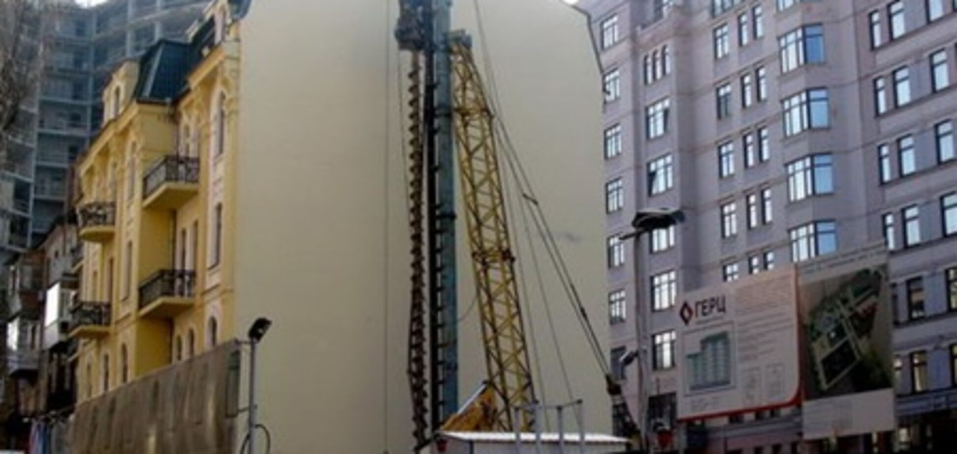 Киевсовет снова попытается ликвидировать скандальную стройку в центре столицы