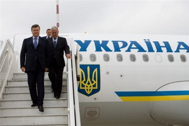 Януковича в Греции встретил почетный караул