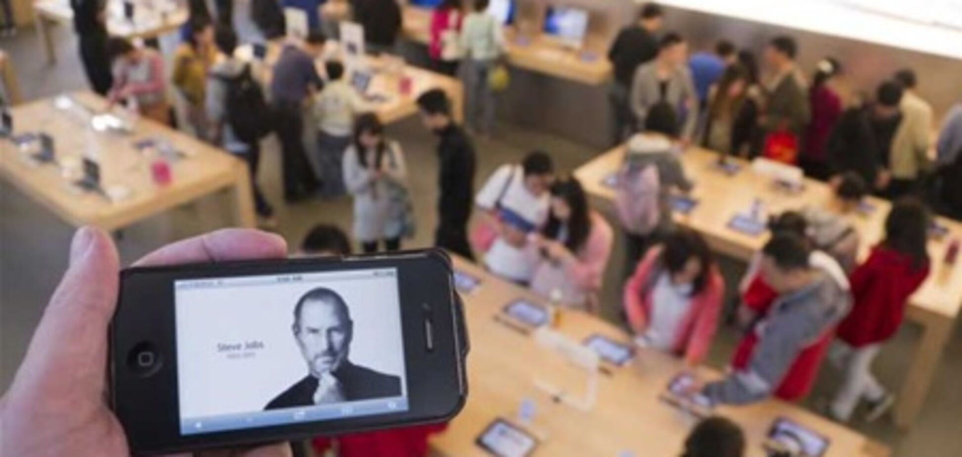 Медики назвали вероятные причины смерти Стива Джобса