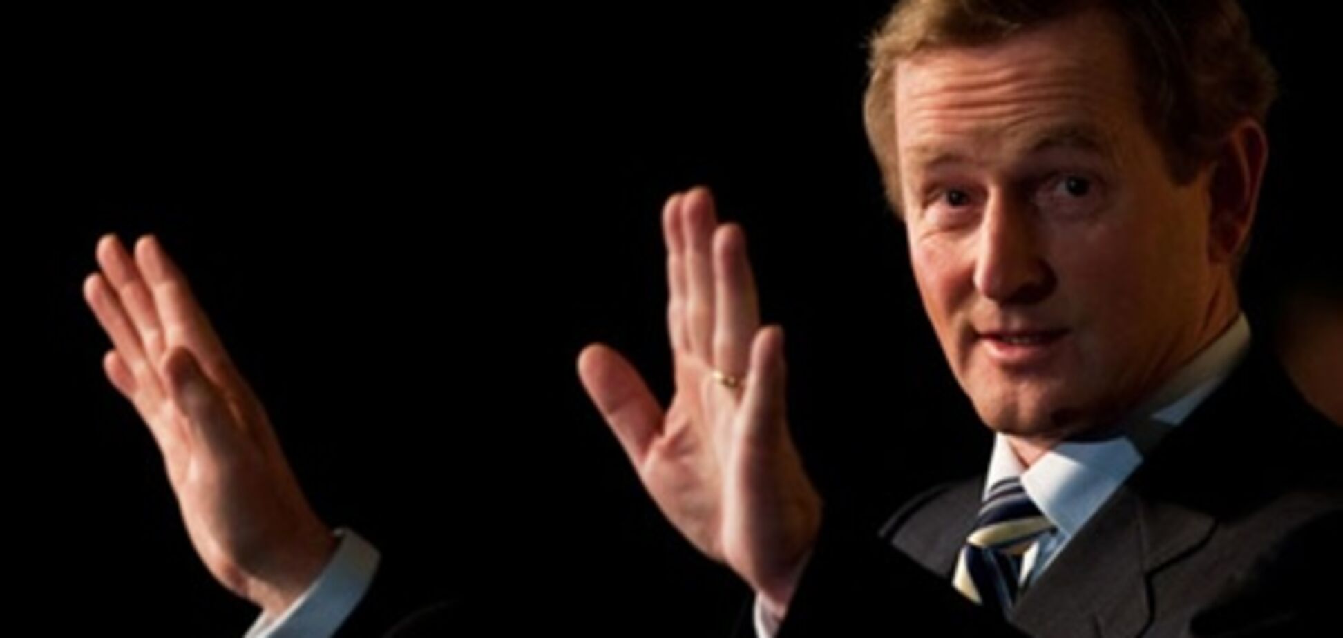 Ирландия первой рассчитается с кредитами МВФ - премьер