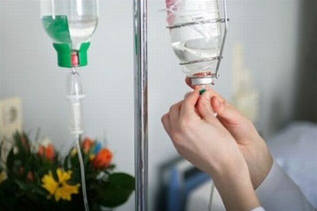 На Рівненщині 17 дітей потрапили до лікарні з отруєнням