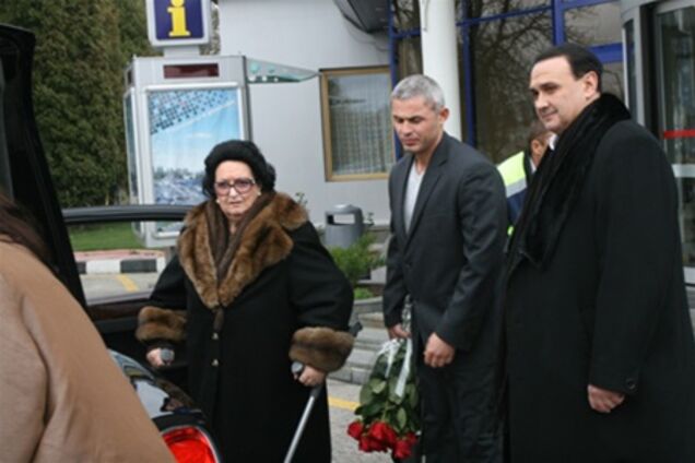 Кабалье приземлилась в Борисполе. Добавлено видео