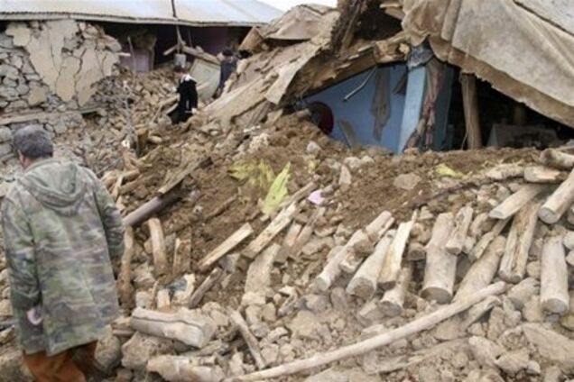 В Турции из-под руин извлекли японку, спасавшую жертв стихии