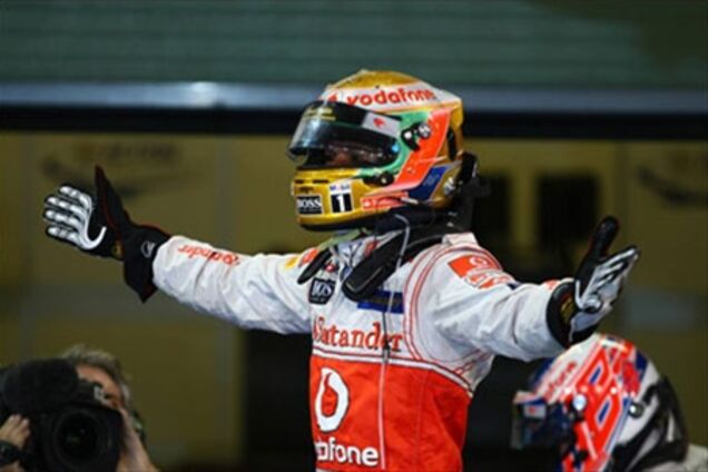Льюис Хэмилтон впервые в своей карьере выиграл Гран-при Абу-Даби