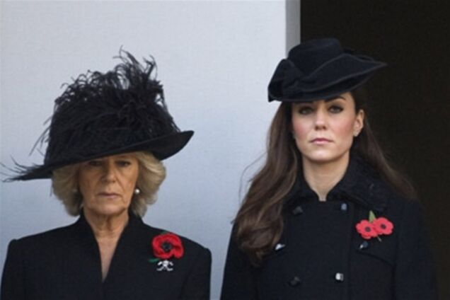 Королевская семья чтит память погибших