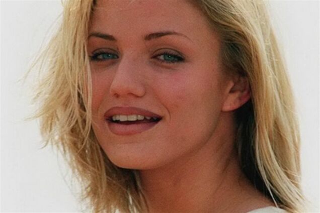 Прыщавая Кэмерон Диаз в Каннах в 1994 году