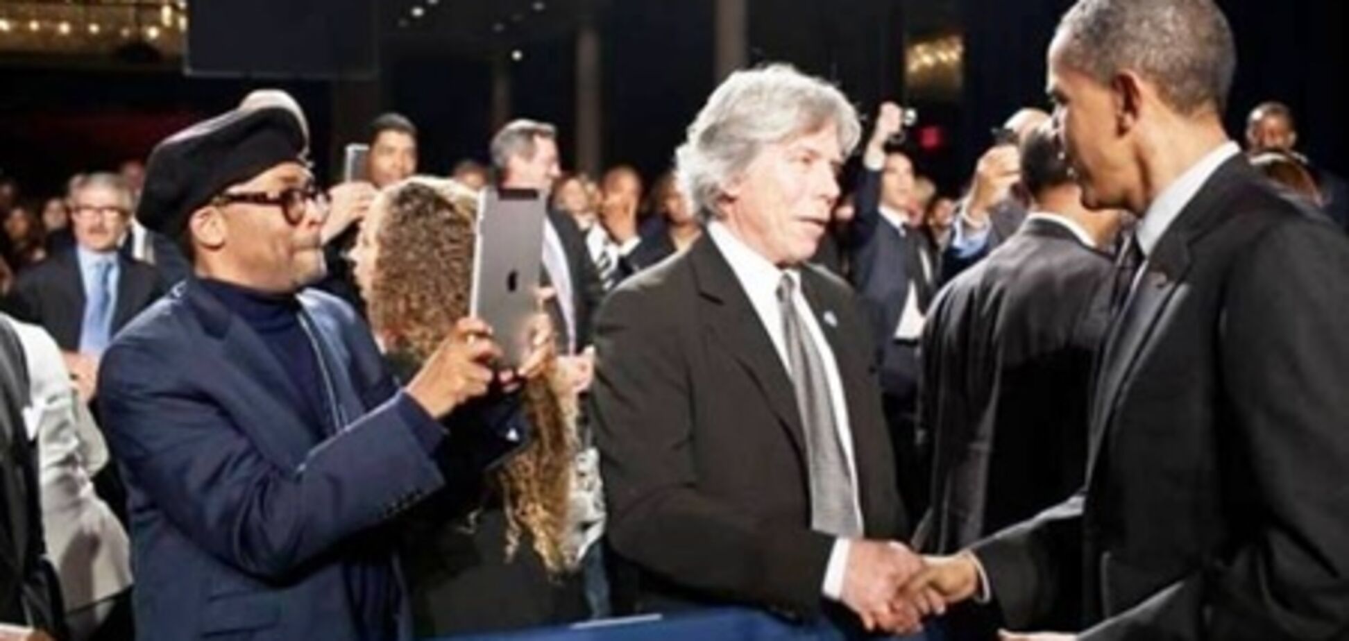 Как люди снимают с помощью iPad. Фото