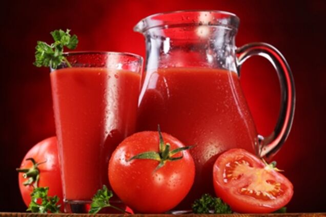 У літаку томатний сік стає смачнішим - вчені