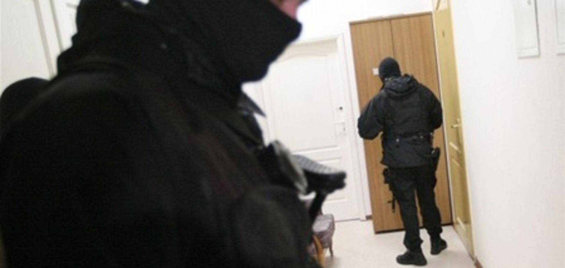 Спецназівці двічі помилково брали штурмом квартиру пенсіонерки