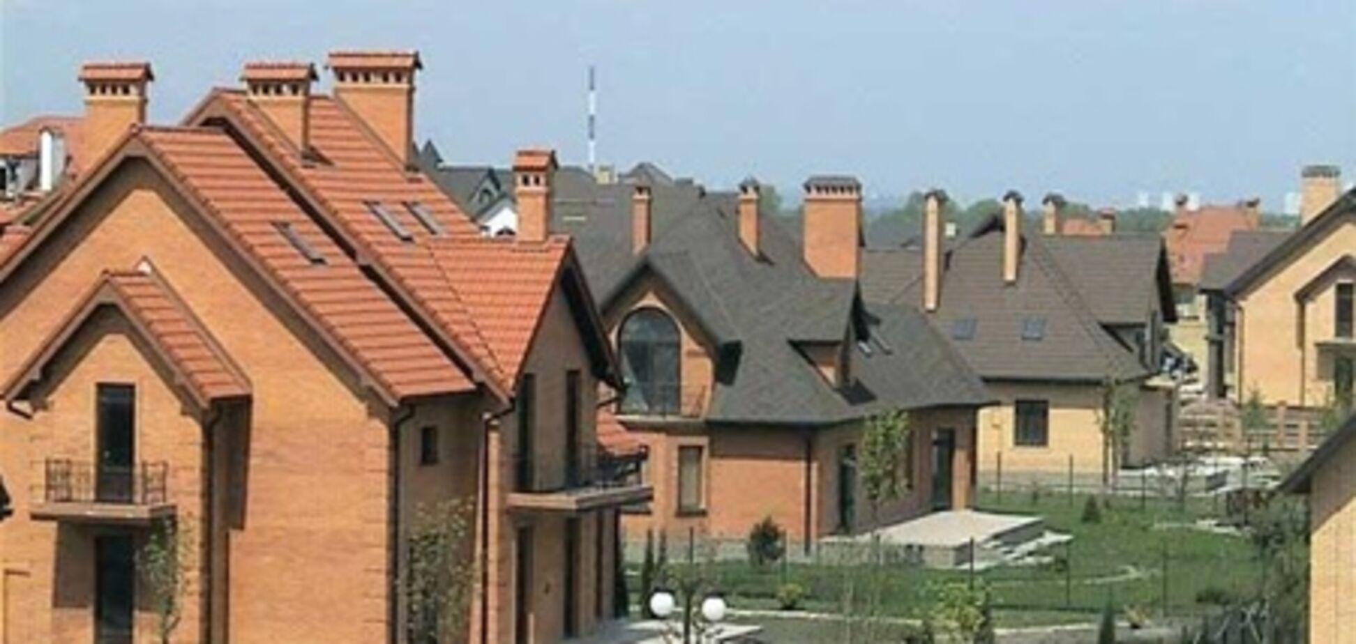 Найбільшим попитом в Україні користуються будинки котеджного типу